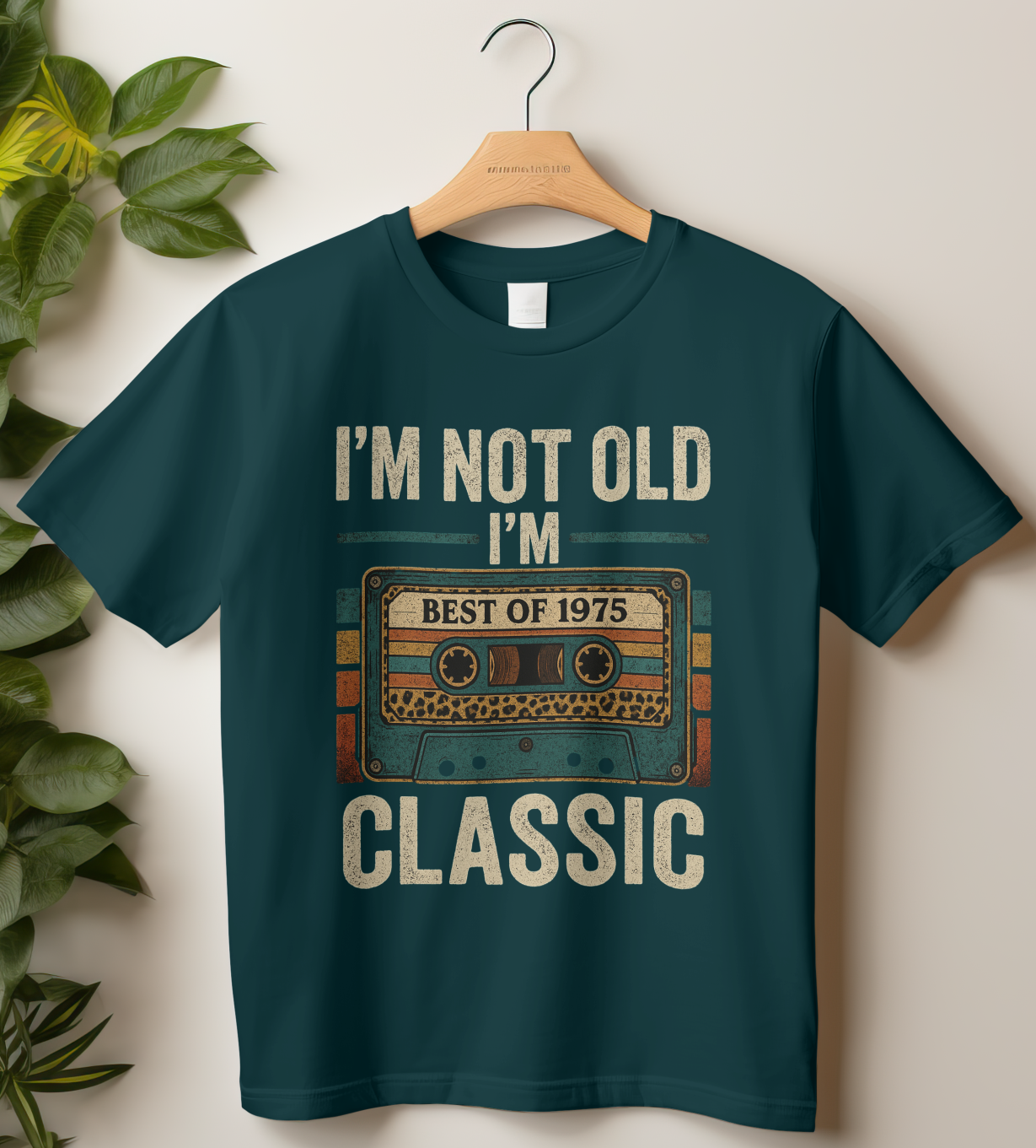 1975 Birthday Male Unisex Classic Crew T-Shirt (I'm Not Old I'm Classic)