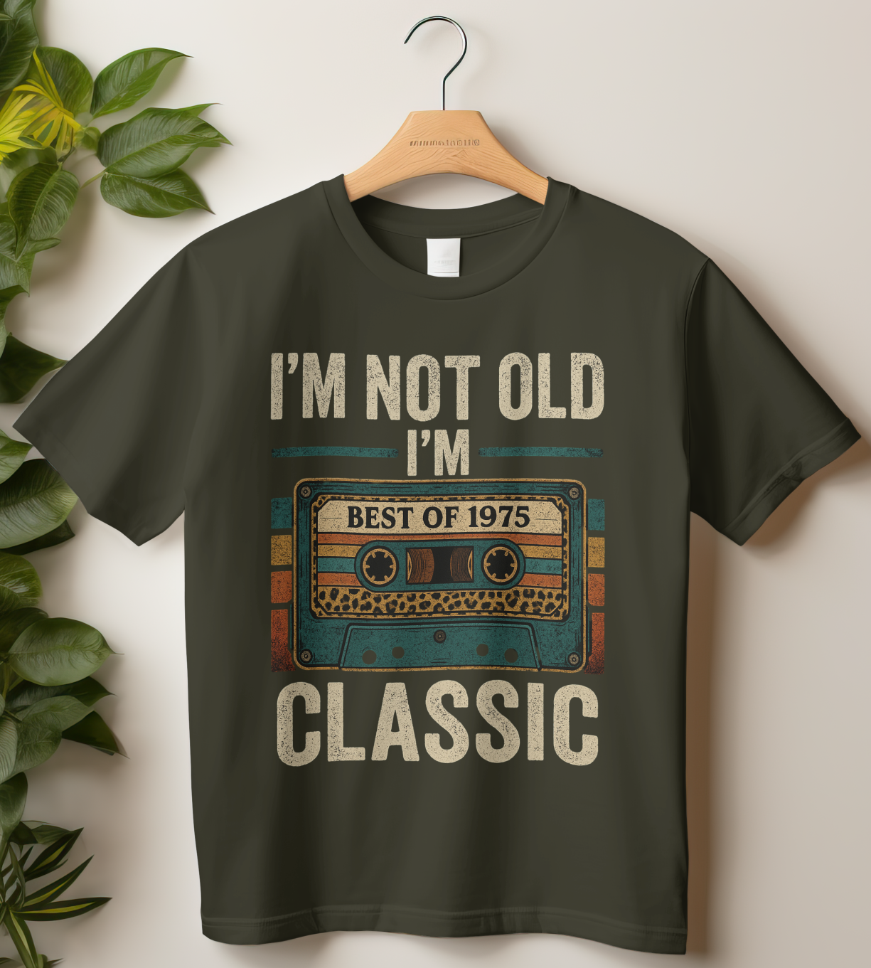 1975 Birthday Male Unisex Classic Crew T-Shirt (I'm Not Old I'm Classic)